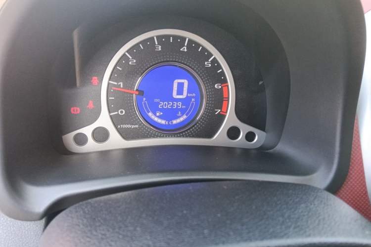 Used CHANGAN Benni 2015 1.4L Manual Luxury Model China IV Standard Odometer Close Up