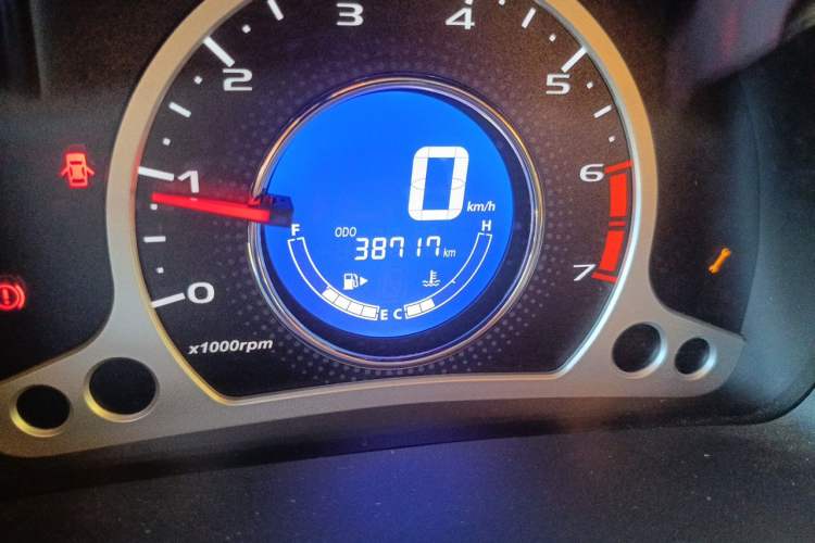 Used CHANGAN Benni 2015 1.4L Manual Luxury Model China IV Standard Odometer Close Up