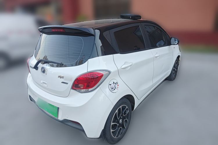 Used CHANGAN Benni 2015 1.4L IMT Prestige Model China V Standard Rear Right 45 Deg