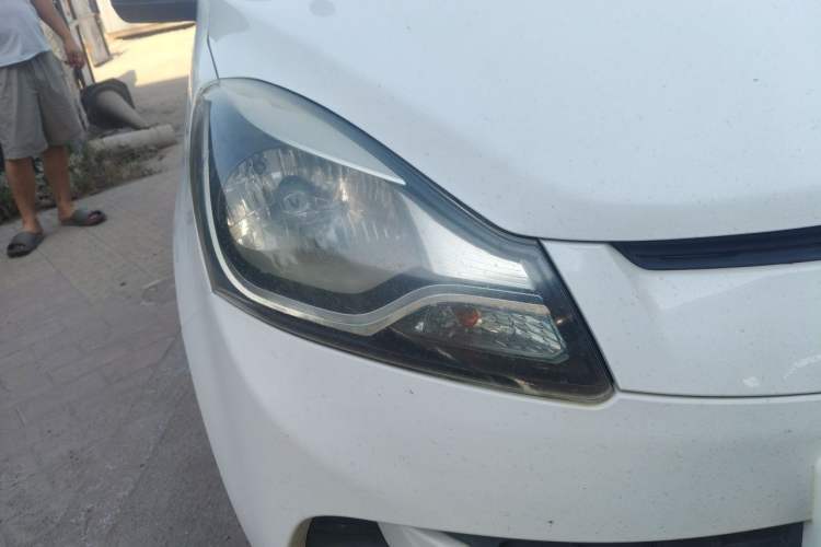 Used CHANGAN Benni 2015 1.4L Manual Luxury Model China V Standard Right Front Headlight