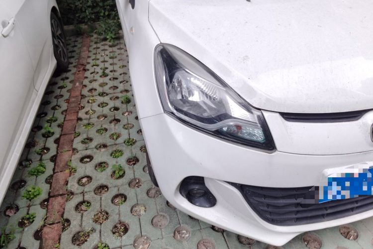 Used CHANGAN Benni 2015 1.4L IMT Prestige Model China V Standard Right Front Headlight