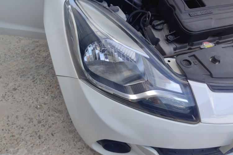 Used CHANGAN Benni 2015 1.4L Manual Luxury Model China V Standard Right Front Headlight