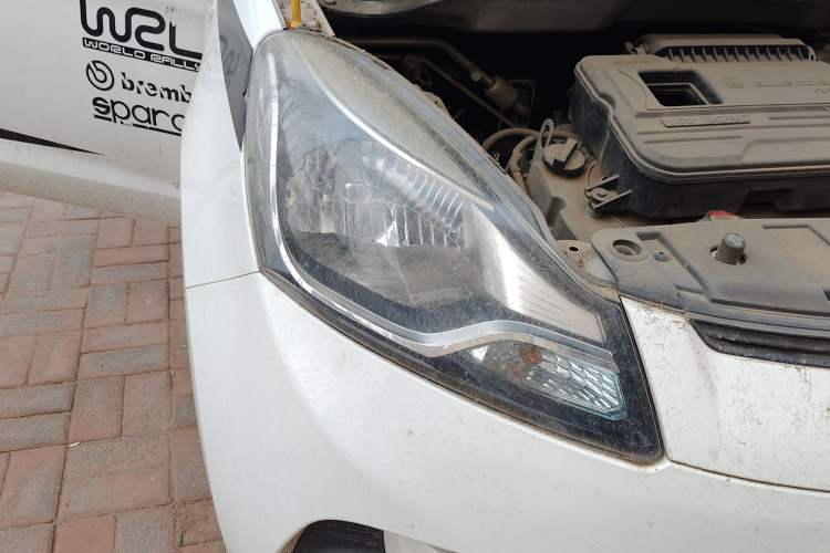 Used CHANGAN Benni 2015 1.4L Manual Luxury Model China V Standard Right Front Headlight