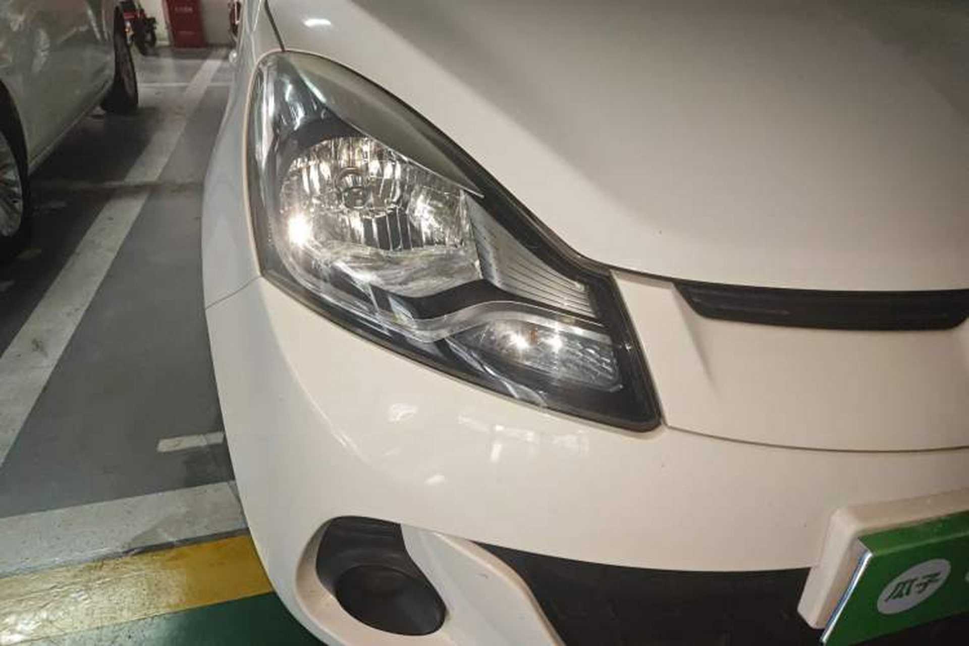 Used CHANGAN Benni 2015 1.4L IMT Prestige Model China V Standard Right Front Headlight