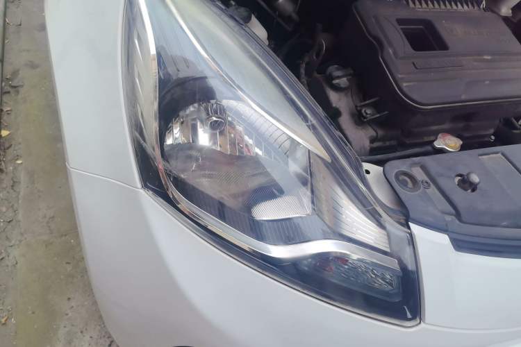 Used CHANGAN Benni 2015 1.4L IMT Sunroof Version China V Standard Right Front Headlight