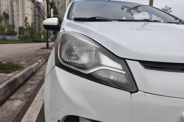 Used CHANGAN Benni 2015 1.4L IMT Luxury Model China IV Right Front Headlight