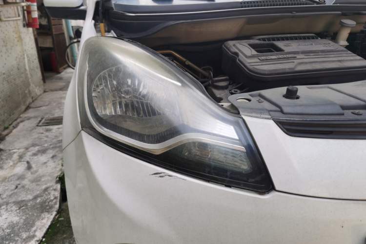 Used CHANGAN Benni 2015 1.4L IMT Luxury Model China V Standard Right Front Headlight