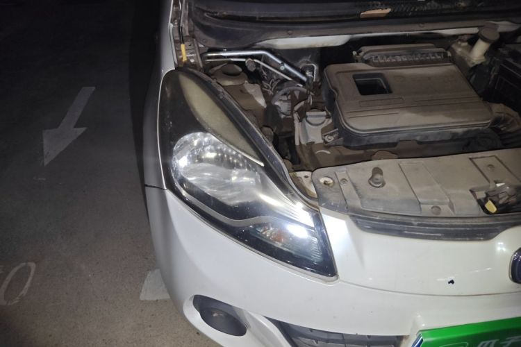 Used CHANGAN Benni 2015 1.4L IMT Sunroof Version China IV Standard Right Front Headlight