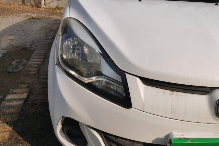 Used CHANGAN Benni 2015 1.4L Manual Luxury Model China V Standard Right Front Headlight