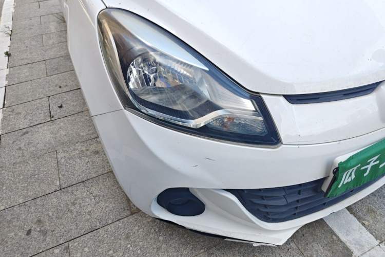 Used CHANGAN Benni 2015 1.4L IMT Prestige Model China V Standard Right Front Headlight