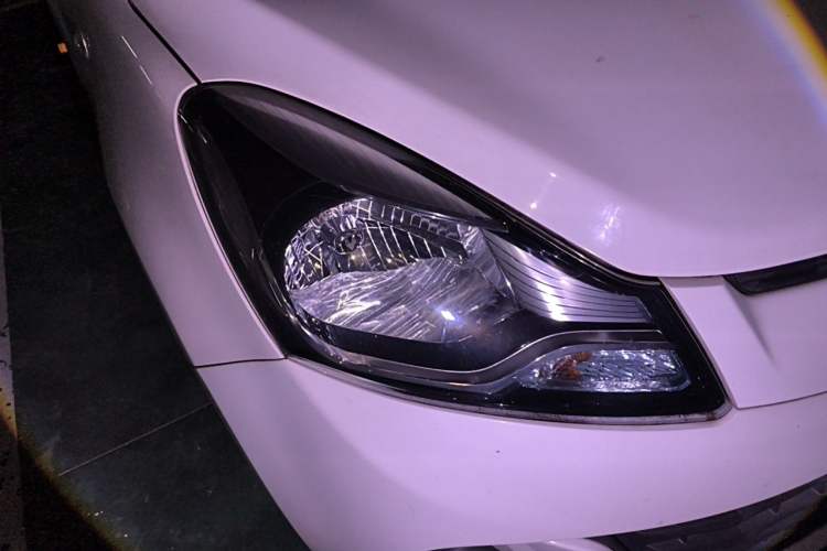 Used CHANGAN Benni 2015 1.4L IMT Luxury Version China IV Standard Right Front Headlight