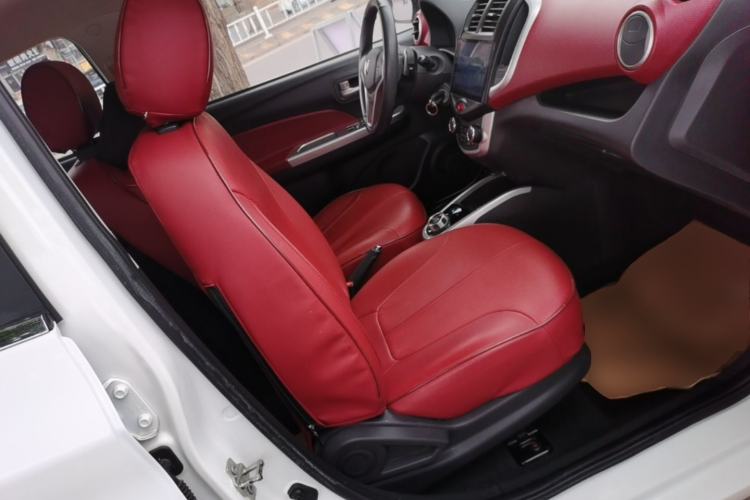 Used CHANGAN Benni 2015 1.4L IMT Prestige Model China V Standard Right Front Seat