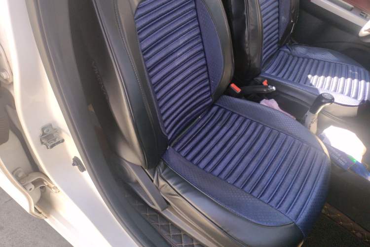Used CHANGAN Benni 2015 1.4L Manual Luxury Model China V Standard Right Front Seat