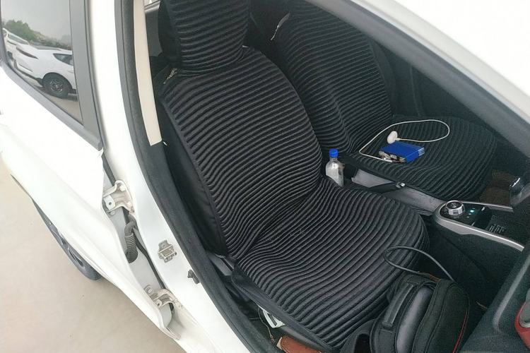 Used CHANGAN Benni 2015 1.4L IMT Luxury Version China IV Standard Right Front Seat