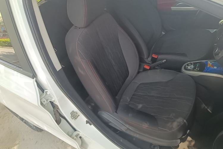 Used CHANGAN Benni 2015 1.4L IMT Luxury Model China V Standard Right Front Seat