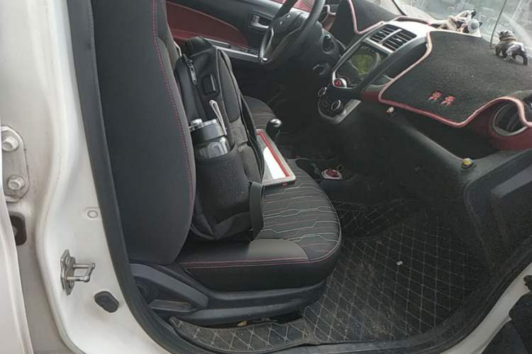 Used CHANGAN Benni 2015 1.4L Manual Luxury Model China V Standard Right Front Seat