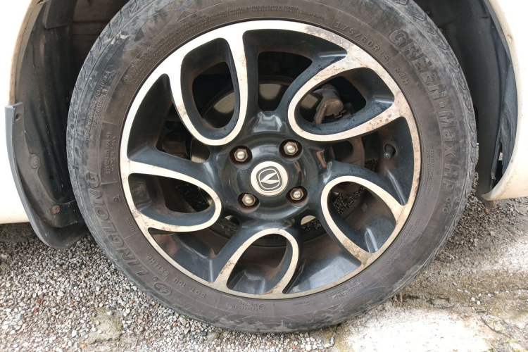 Used CHANGAN Benni 2015 1.4L IMT Prestige Model China V Standard Right Front Wheel Hub