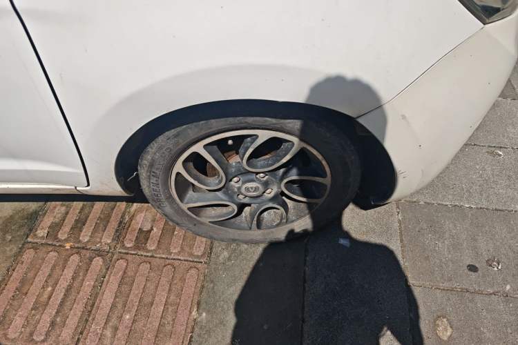 Used CHANGAN Benni 2015 1.4L Manual Luxury Model China V Standard Right Front Wheel Hub