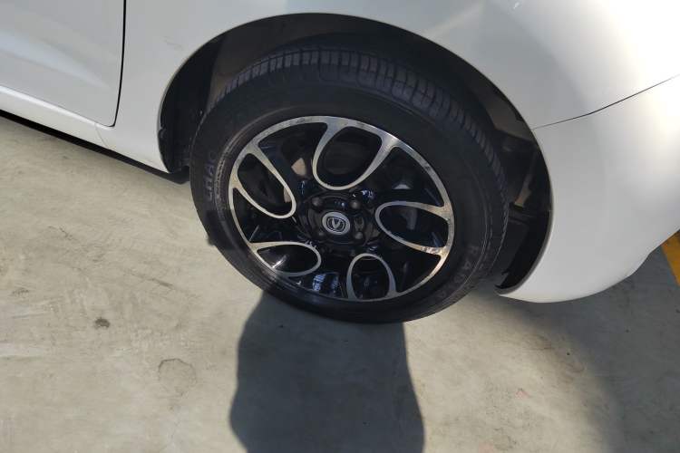 Used CHANGAN Benni 2015 1.4L IMT Luxury Model China V Standard Right Front Wheel Hub