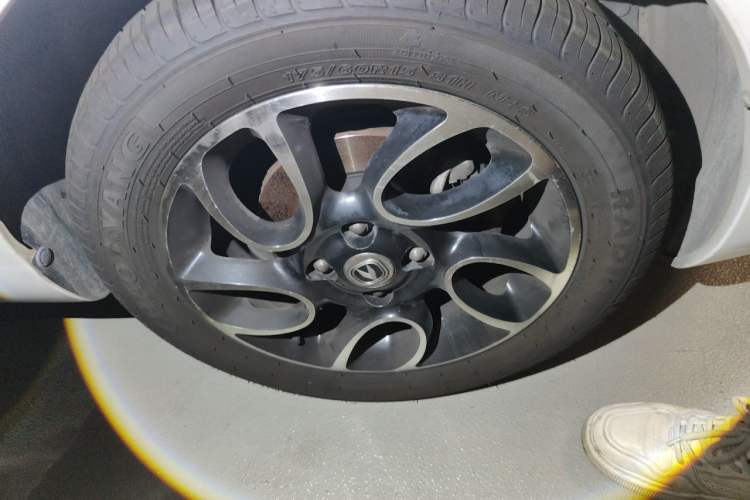 Used CHANGAN Benni 2015 1.4L IMT Prestige Model China V Standard Right Front Wheel Hub