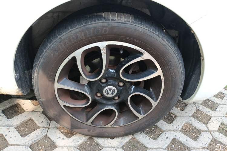 Used CHANGAN Benni 2015 1.4L IMT Luxury Model China V Standard Right Front Wheel Hub