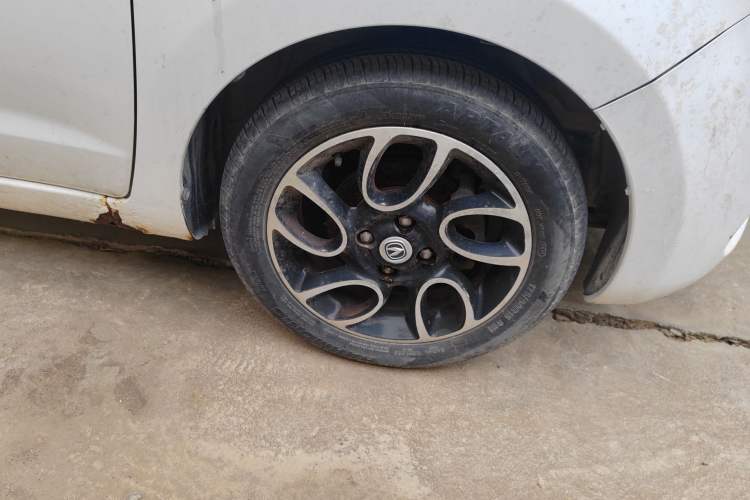 Used CHANGAN Benni 2015 1.4L Manual Luxury Model China V Standard Right Front Wheel Hub