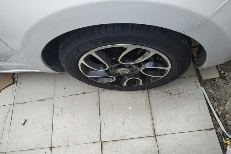 Used CHANGAN Benni 2015 1.4L IMT Luxury Model China V Standard Right Front Wheel Hub