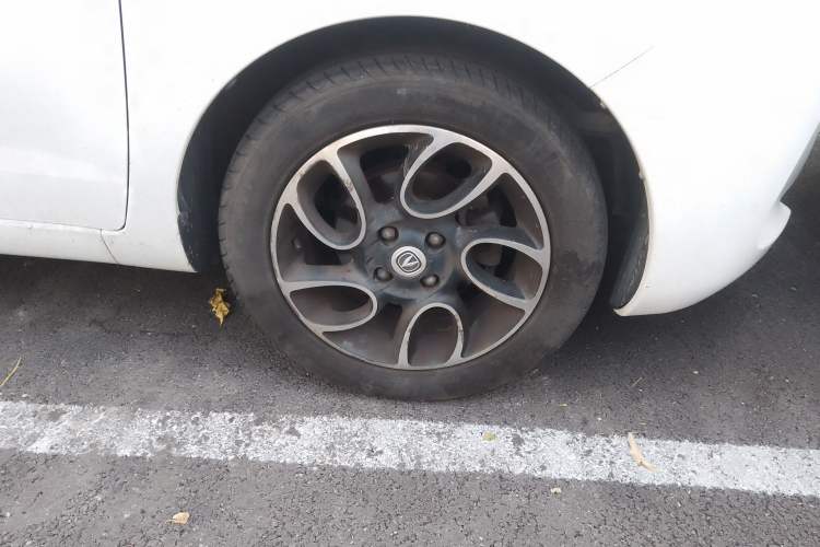 Used CHANGAN Benni 2015 1.4L IMT Prestige Model China V Standard Right Front Wheel Hub