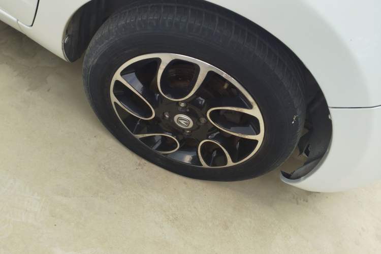 Used CHANGAN Benni 2015 1.4L IMT Prestige Model China V Standard Right Front Wheel Hub