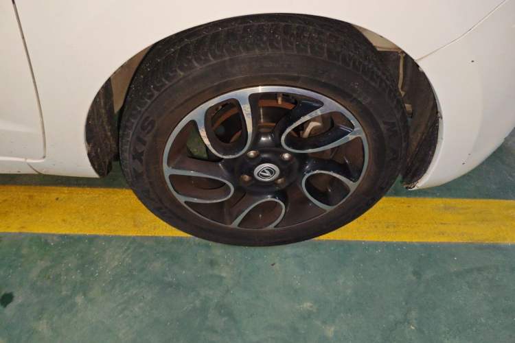 Used CHANGAN Benni 2015 1.4L Manual Luxury Model China V Standard Right Front Wheel Hub
