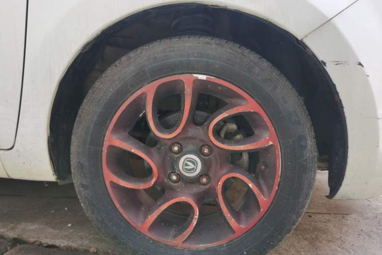 Used CHANGAN Benni 2015 1.4L IMT Luxury Model China V Standard Right Front Wheel Hub