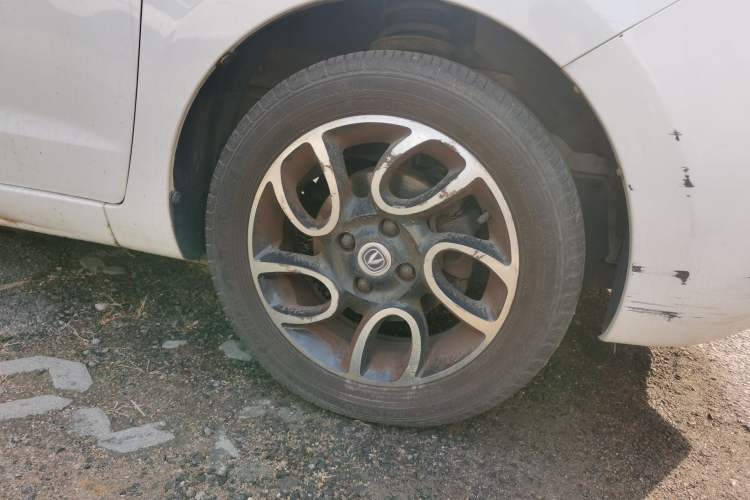 Used CHANGAN Benni 2015 1.4L Manual Luxury Model China V Standard Right Front Wheel Hub