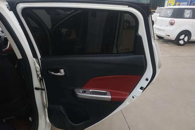 Used CHANGAN Benni 2015 1.4L IMT Luxury Version China IV Standard Right Rear Door Interior
