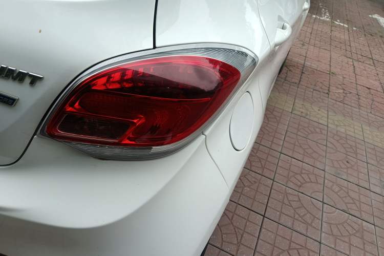 Used CHANGAN Benni 2015 1.4L IMT Luxury Version China IV Standard Right Rear Taillight