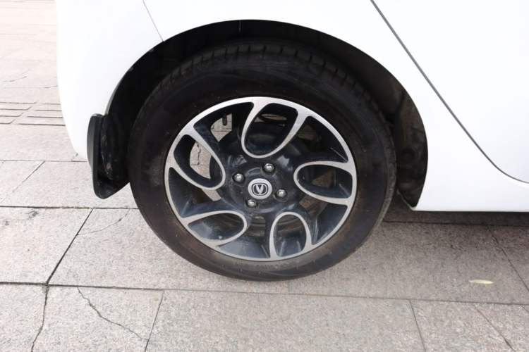 Used CHANGAN Benni 2015 1.4L IMT Prestige Model China V Standard Right Rear Wheel Hub