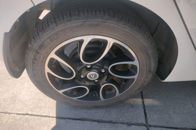 Used CHANGAN Benni 2015 1.4L Manual Luxury Model China V Standard Right Rear Wheel Hub