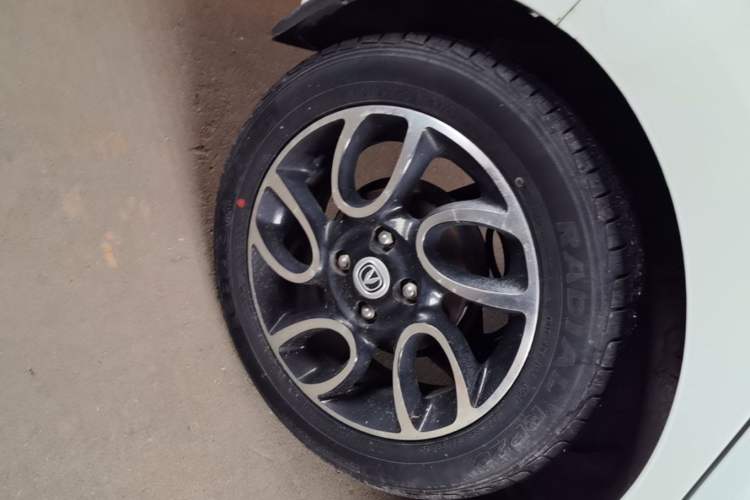 Used CHANGAN Benni 2015 1.4L IMT Luxury Model China IV Right Rear Wheel Hub