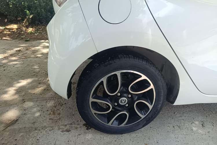 Used CHANGAN Benni 2015 1.4L IMT Luxury Model China V Standard Right Rear Wheel Hub