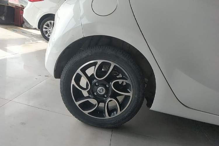 Used CHANGAN Benni 2015 1.4L IMT Luxury Model China V Standard Right Rear Wheel Hub