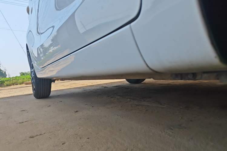 Used CHANGAN Benni 2015 1.4L IMT Prestige Model China V Standard Right Side Sill