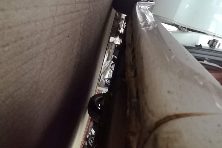 Used CHANGAN Benni 2015 1.4L IMT Luxury Model China IV Right Side Sill
