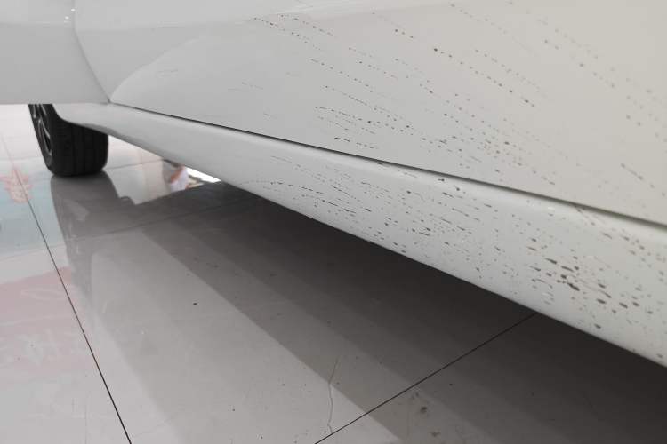 Used CHANGAN Benni 2015 1.4L IMT Luxury Model China IV Right Side Sill