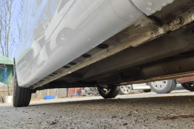 Used CHANGAN Benni 2015 1.4L IMT Prestige Model China V Standard Right Side Sill