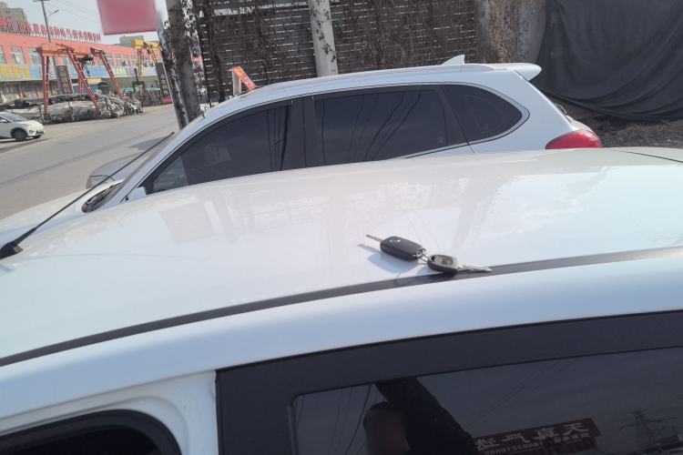 Used CHANGAN Benni 2015 1.4L IMT Luxury Model China V Standard Roof