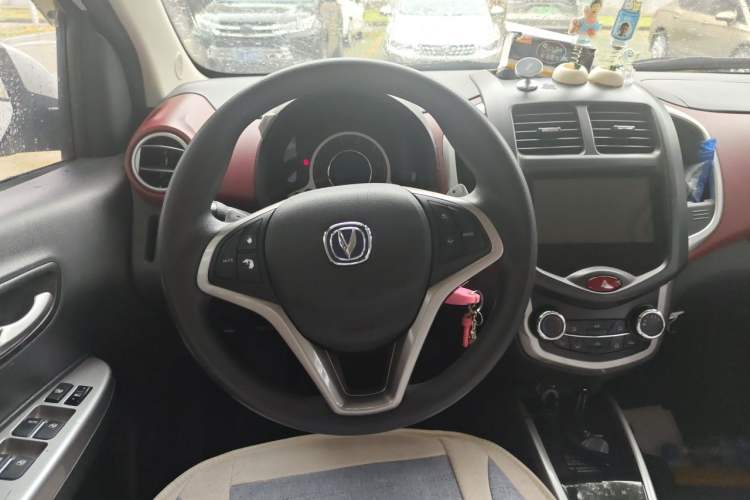 Used CHANGAN Benni 2015 1.4L IMT Luxury Model China IV Steering Wheel