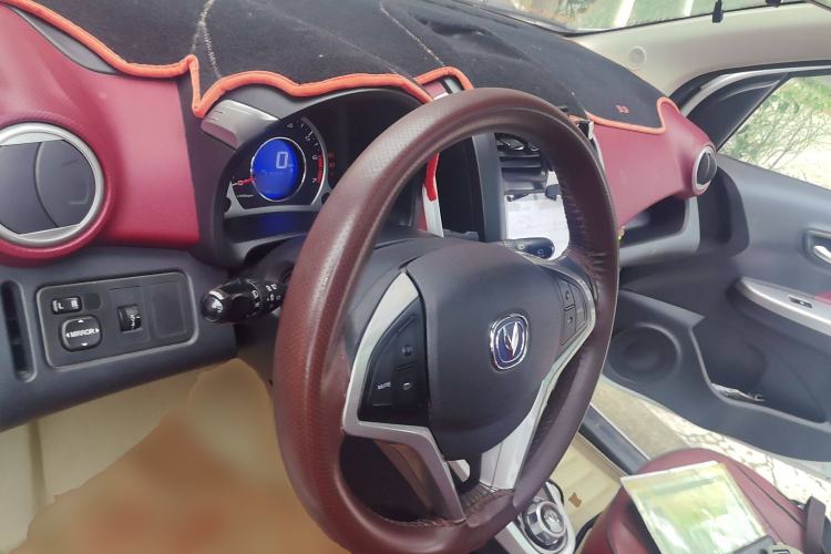 Used CHANGAN Benni 2015 1.4L IMT Sunroof Version China V Standard Steering Wheel