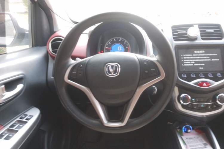 Used CHANGAN Benni 2015 1.4L IMT Prestige Model China V Standard Steering Wheel