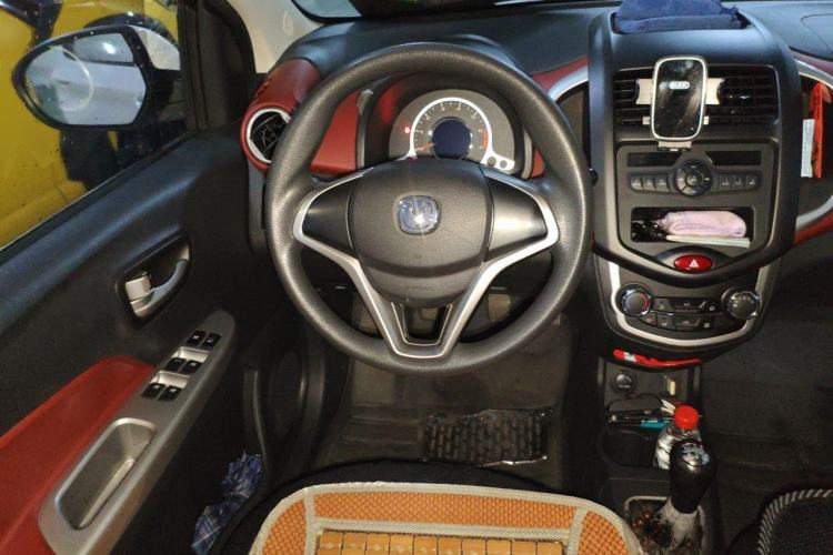 Used CHANGAN Benni 2015 1.4L Manual Luxury Model China V Standard Steering Wheel