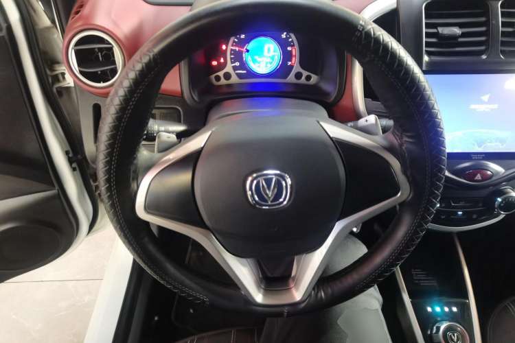 Used CHANGAN Benni 2015 1.4L IMT Luxury Model China V Standard Steering Wheel