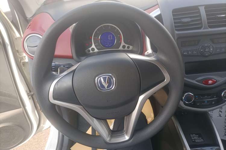 Used CHANGAN Benni 2015 1.4L IMT Luxury Model China V Standard Steering Wheel